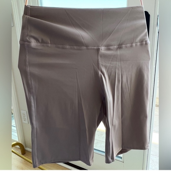 Mauve 2 piece set with Biker Shorts Not Leggings!! - Picture 3 of 3